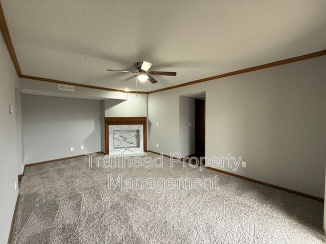 Building Photo - 3405 NW Duncan Rd