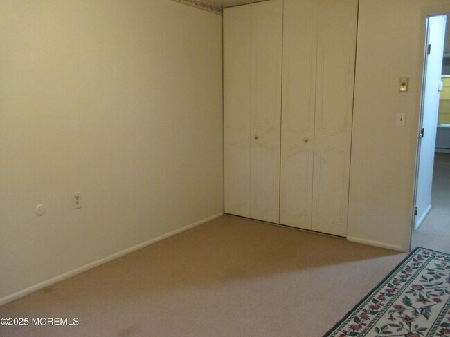 Building Photo - 308B W Malvern Ct