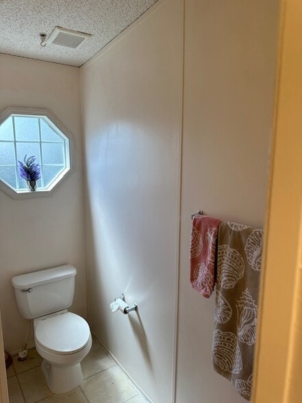 Building Photo - 11941 Watergate Cir