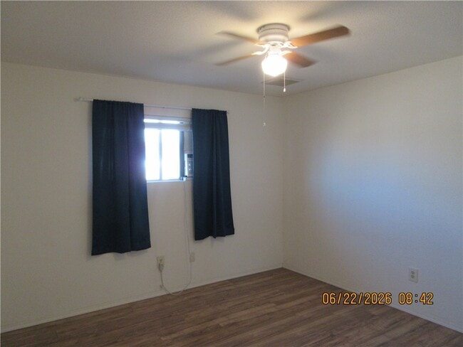 Building Photo - 3096 E Butler Ave
