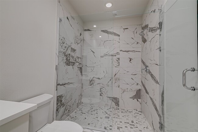 Building Photo - 2707 Kimsey Dr