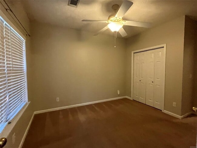 Building Photo - 9679 Greythorne Way