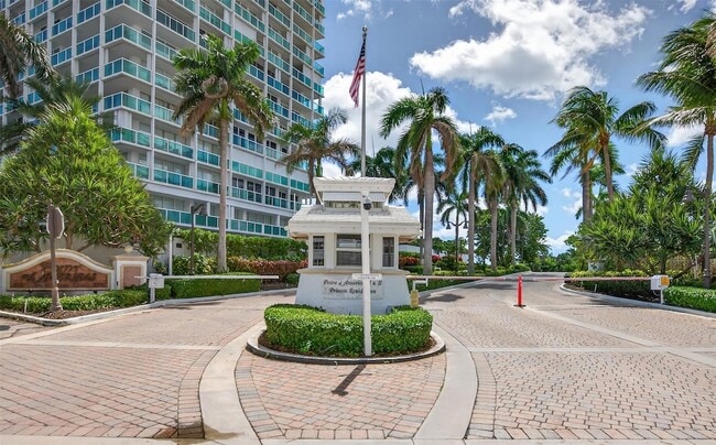 Building Photo - 2100 S Ocean Ln