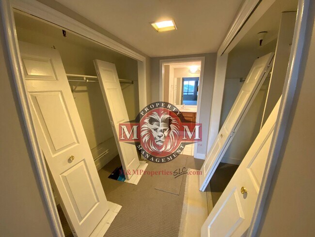 Building Photo - 2 Bed 2 Bath Condo in Bench Tower Condomin...
