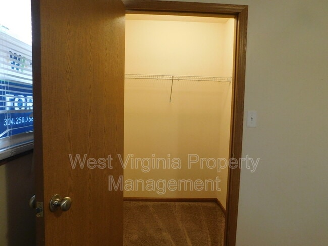 Building Photo - 152 Cardinal Wy