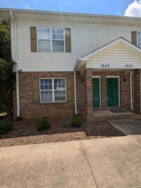 Building Photo - 2BD/1.5BA Townhome in Strawberry Patch