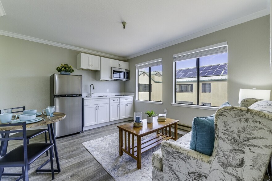 Primary Photo - San Leandro Senior Living