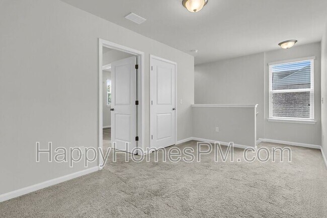 Building Photo - 9678 Roseberry St