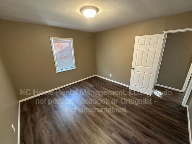 Building Photo - 5411 N Indiana Ave