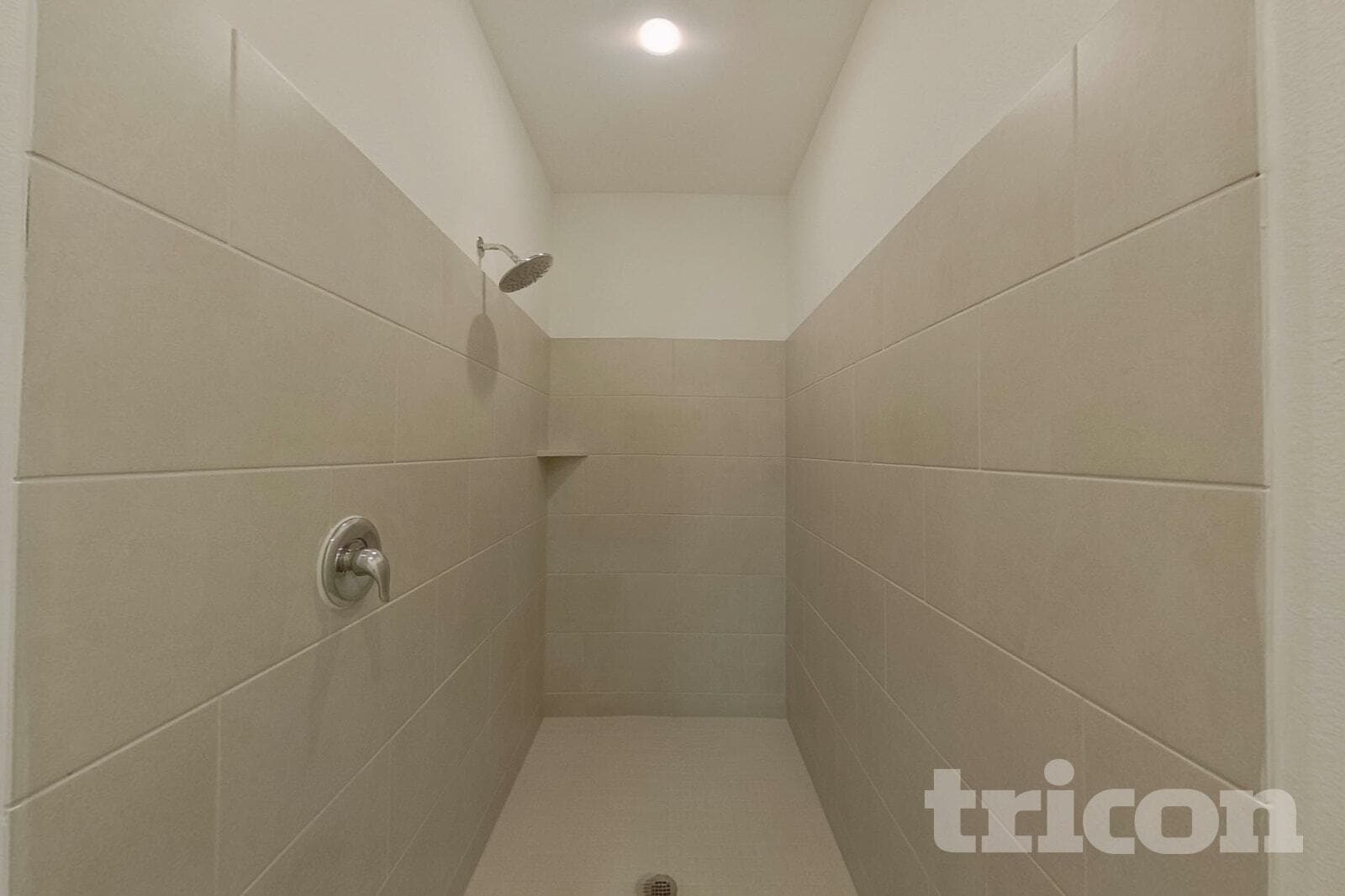 Building Photo - 1305 Francesca Dr