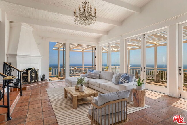 Building Photo - 206 Bellino Dr