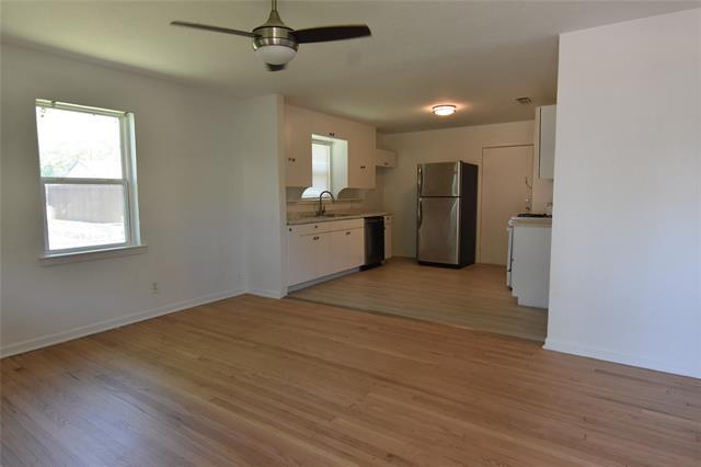 Building Photo - 1202 Sunnyside St