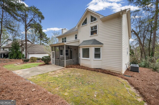 Building Photo - 4229 N Mountain Rd NE