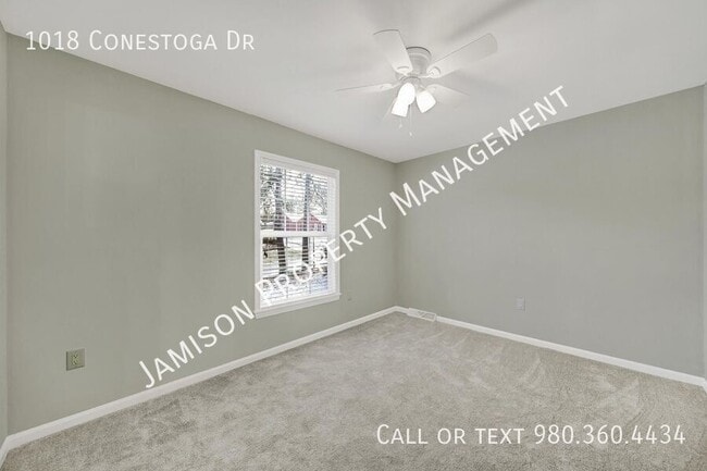 Building Photo - 1018 Conestoga Dr