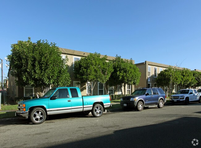 Primary Photo - Wilson Apartments