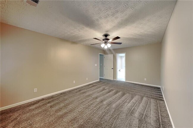 Building Photo - 1463 Shadowrock Heights