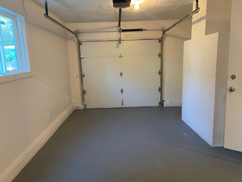 Building Photo - 29305 33rd Ave S