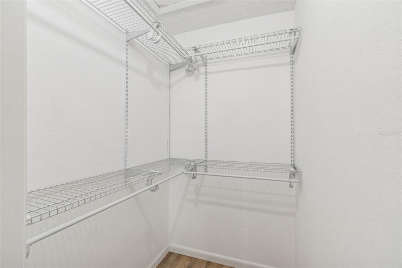 Building Photo - 2907 Narcissus Dr