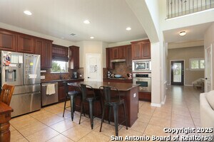 Building Photo - 611 Oxalis