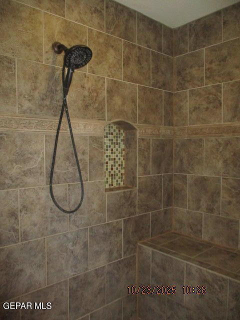 Building Photo - 7377 Black Mesa Dr