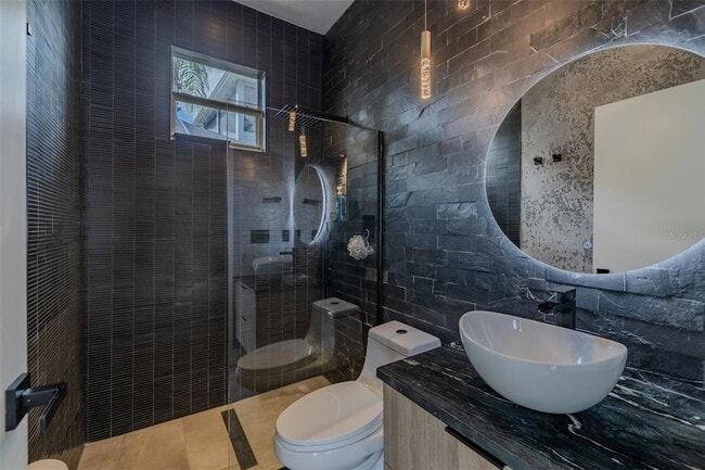 Building Photo - 8117 Hampton Glen Dr