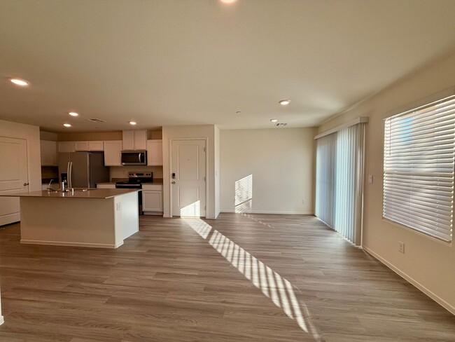 Building Photo - Brand-New Townhome for Rent in the Highly ...