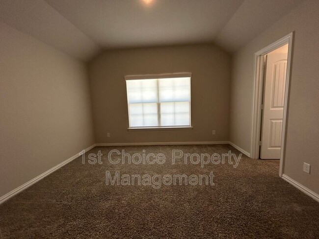 Building Photo - 7205 Tesoro Trl