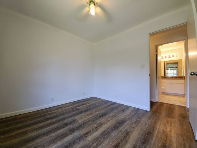 Building Photo - For Rent | 2 Bedroom, 1 Bathroom with 1 assigned parking stall at Kupono in Waipio Gentry