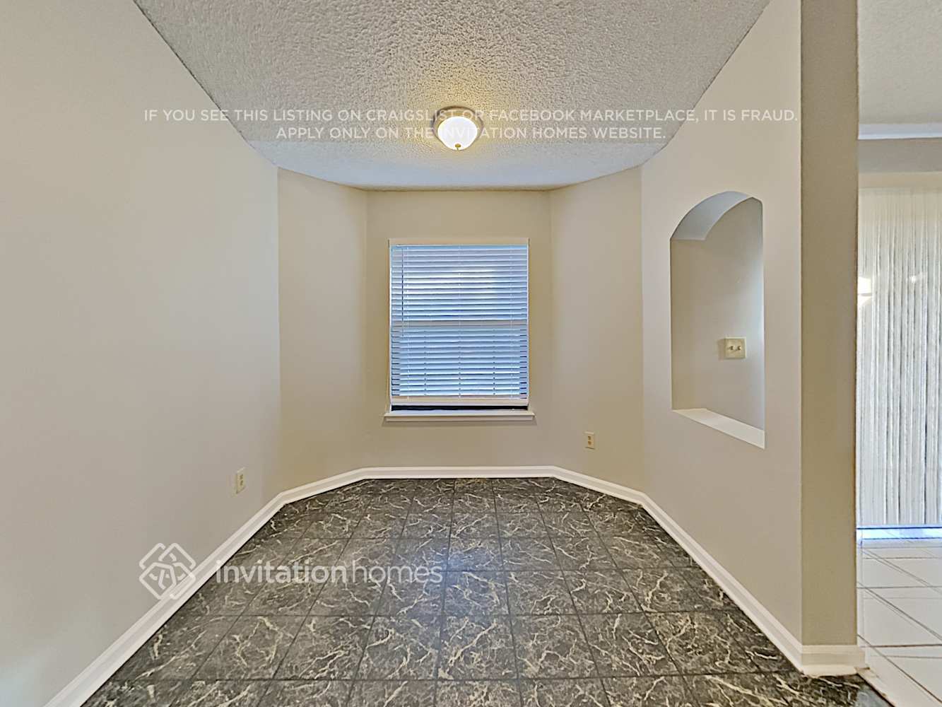 Building Photo - 12934 Staffordshire Dr S