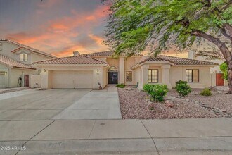 Building Photo - Stunning 4beds/2.5baths single-level home in the heart of Tempe!