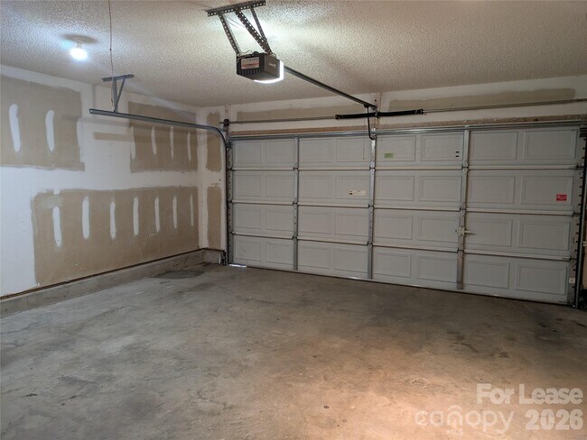 Building Photo - 2151 Wexford Way