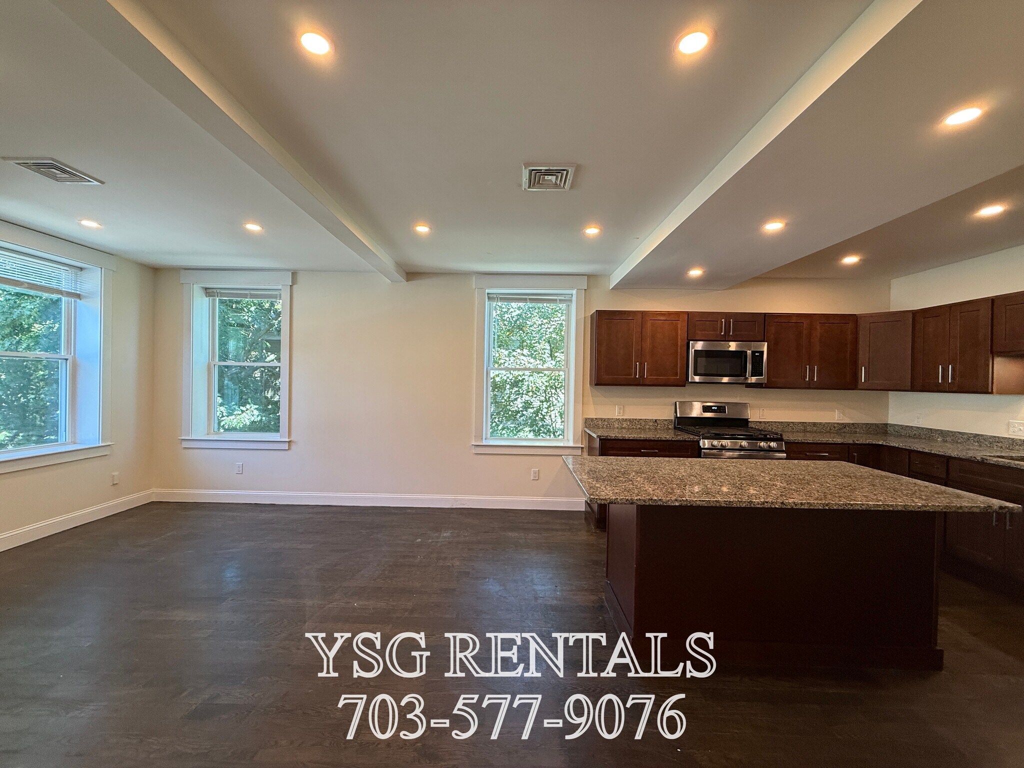 Building Photo - 17 Lambert Ave