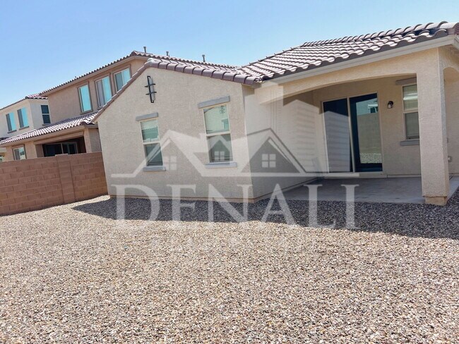Building Photo - 7954 W Medlock Dr