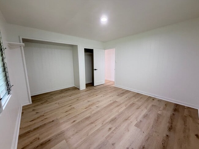 Building Photo - 3369 Paty Dr