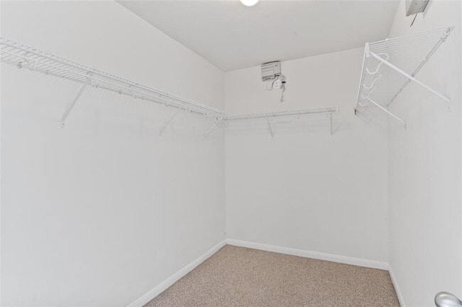 Building Photo - 18226 Fair Grange Ln