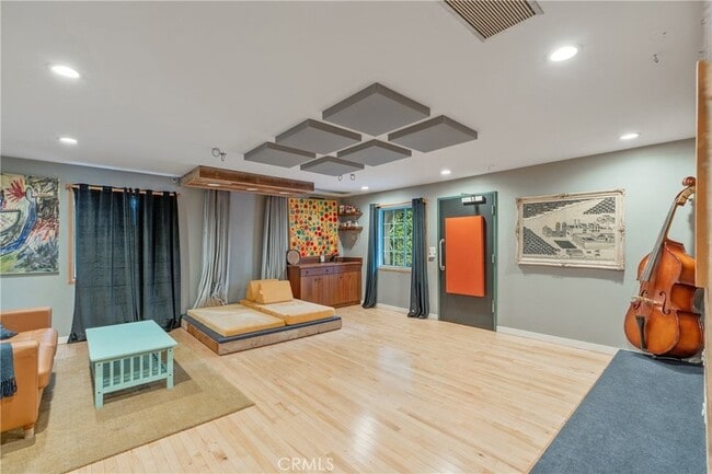 Building Photo - 3755 Tilden Ave