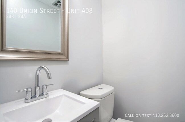 Building Photo - 140 Union St