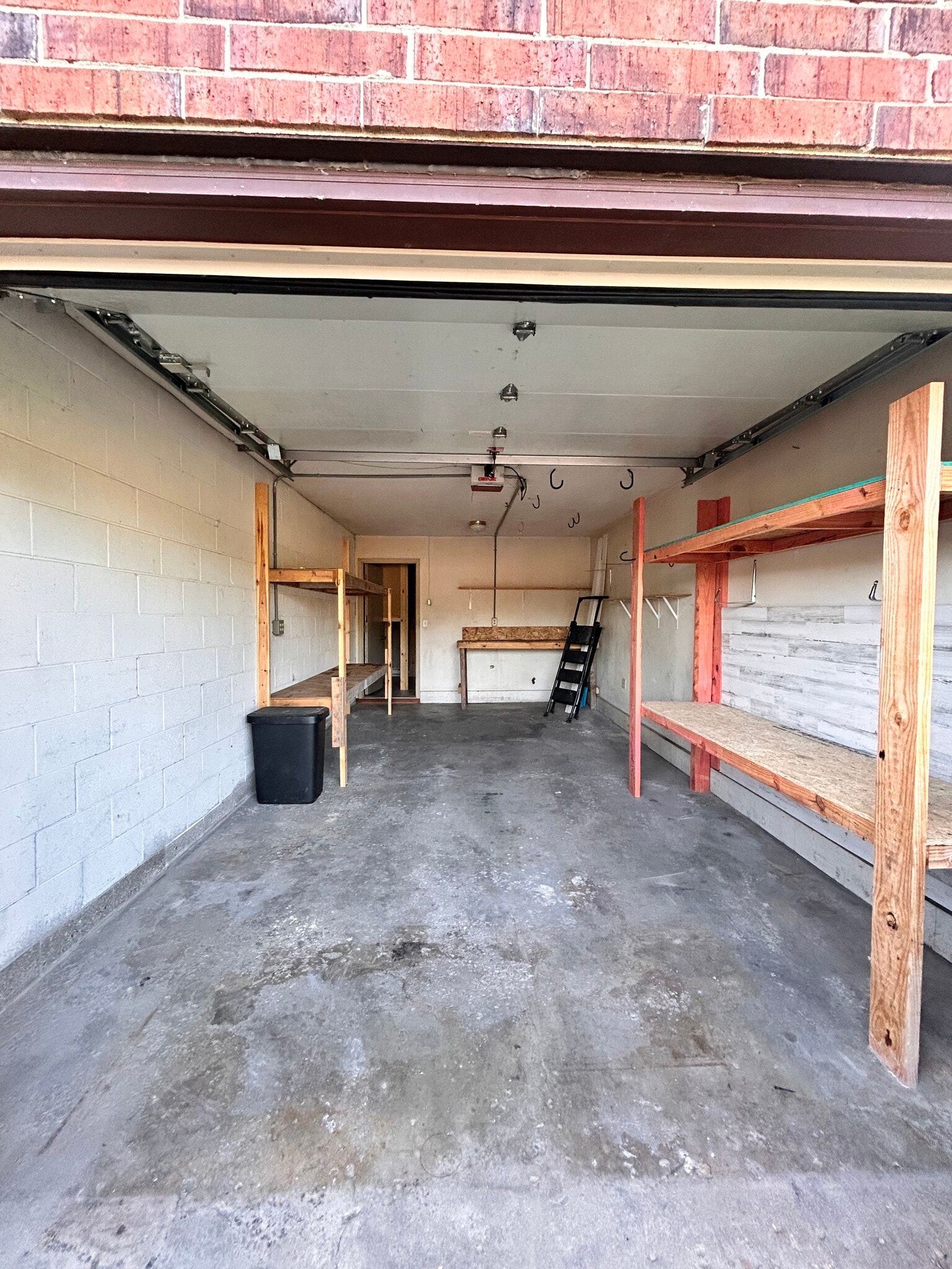 Garage - 209 Misty Meadows Blvd