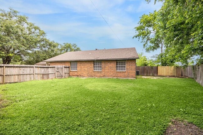 Building Photo - 5709 Cripple Brook Ct