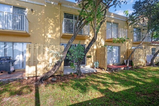 Building Photo - 4080 NW 90th Ave