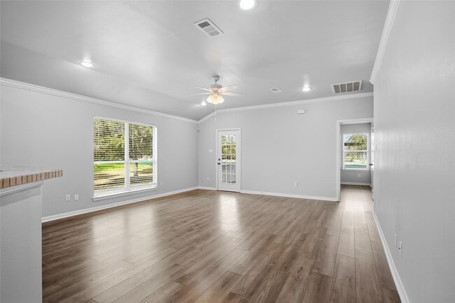 Building Photo - 3141 County Rd 81