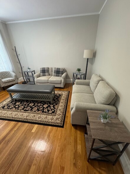 Building Photo - 26 Bentley St