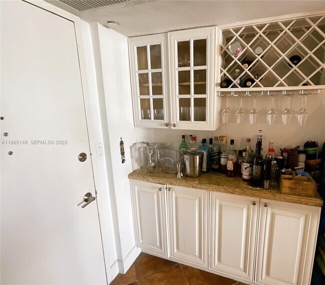 Building Photo - 5701 Collins Ave