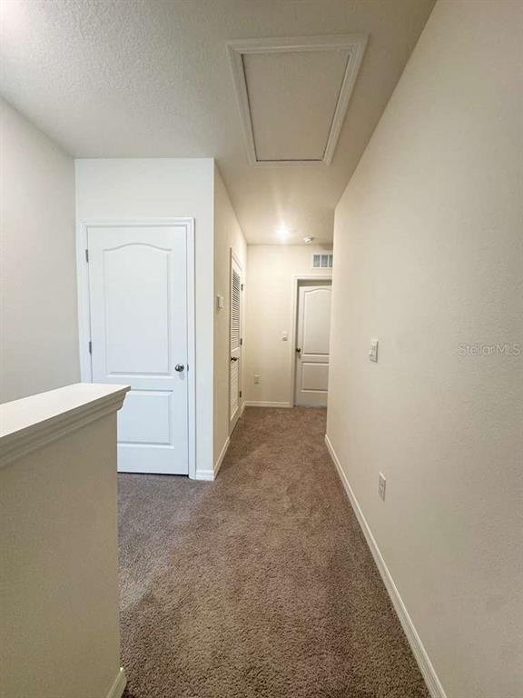 Building Photo - 1960 Tamarack Pass