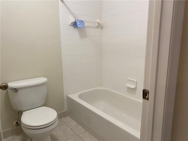 Building Photo - 8549 W Southgate Shores Cir