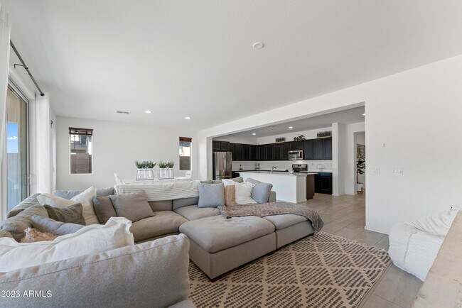 Building Photo - 23138 E Camina Plata