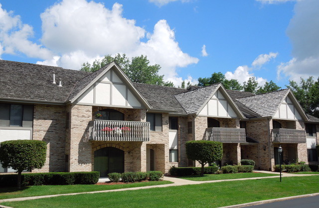 Elevator - Building - Regal Crest West & Regal Crest Village