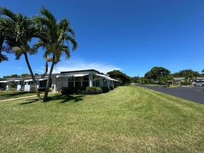 Building Photo - 665 High Point Dr