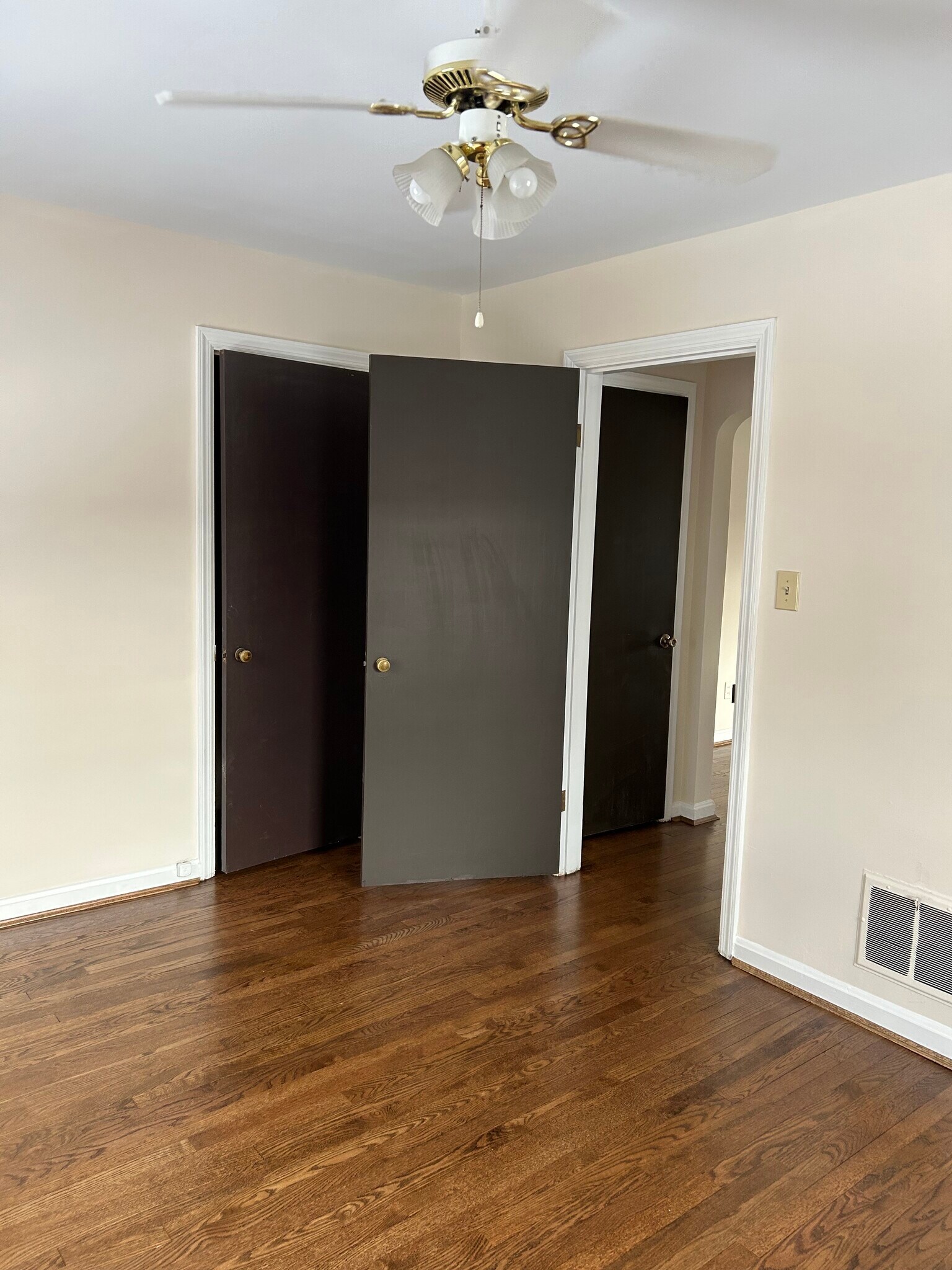 Bed Room - 625 South Ft. Thomas Ave