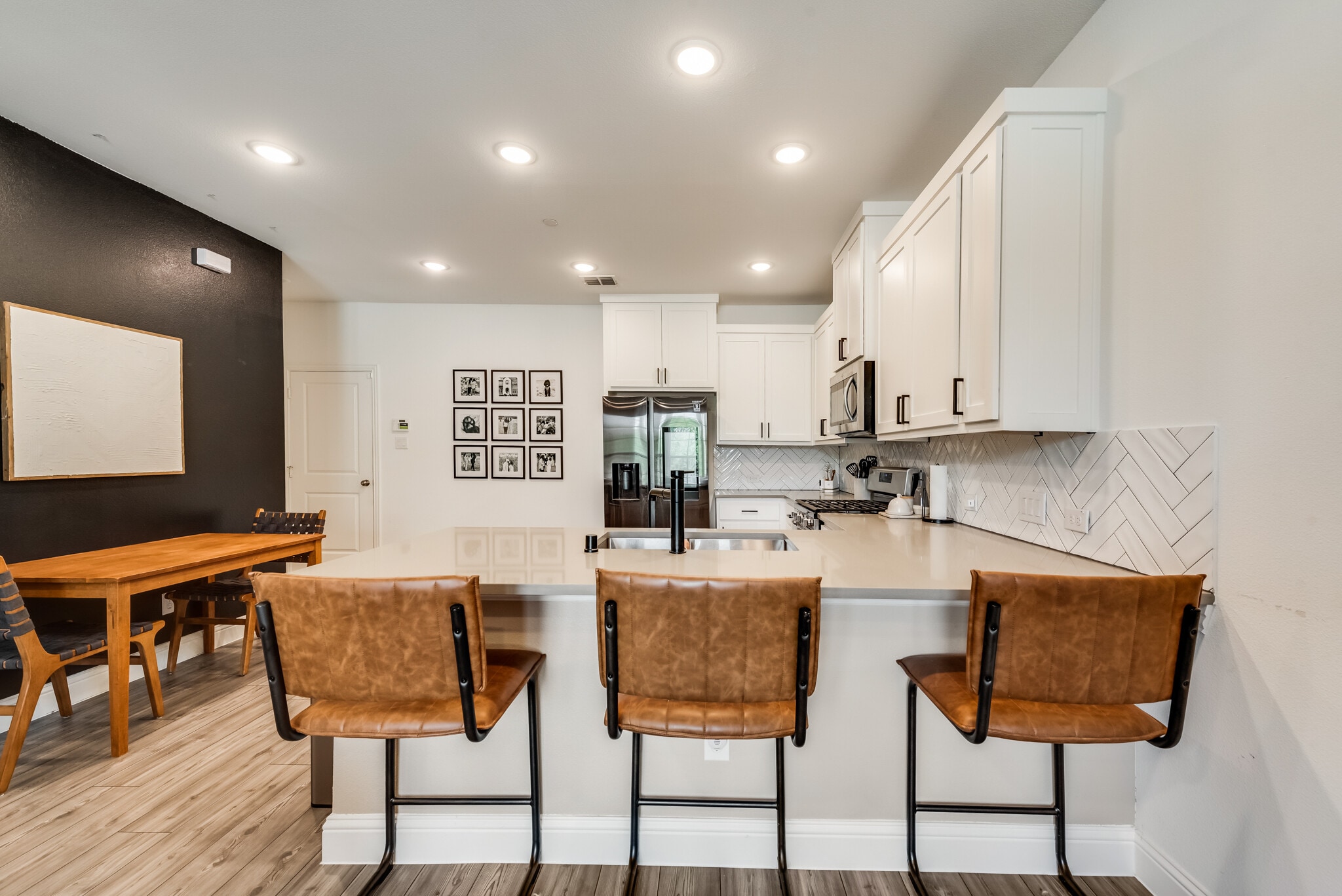 Building Photo - 2514 Barnwood Ln